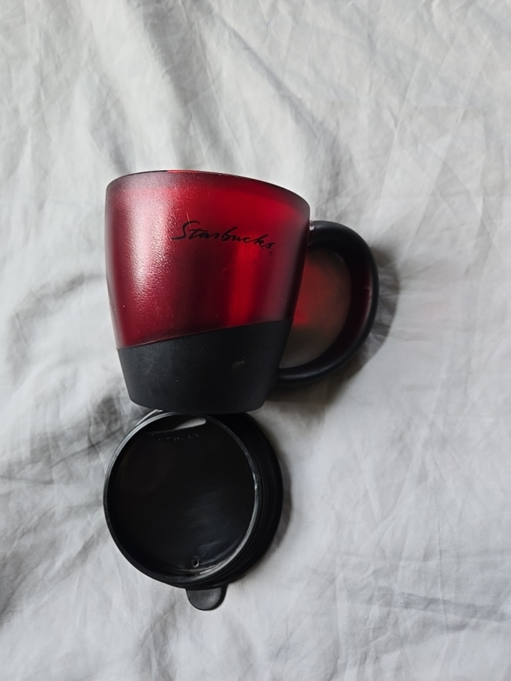 VINTAGE Y2K Rare 2001 Starbucks Red and Black Travel Mug with Lid - Picture 7 of 8